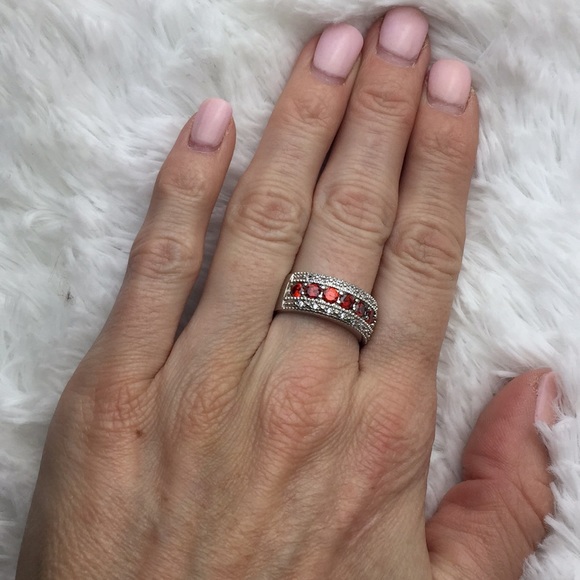 NWOT .925 Sterling Silver and Ruby CZ Ring Size 9 - Picture 3 of 6